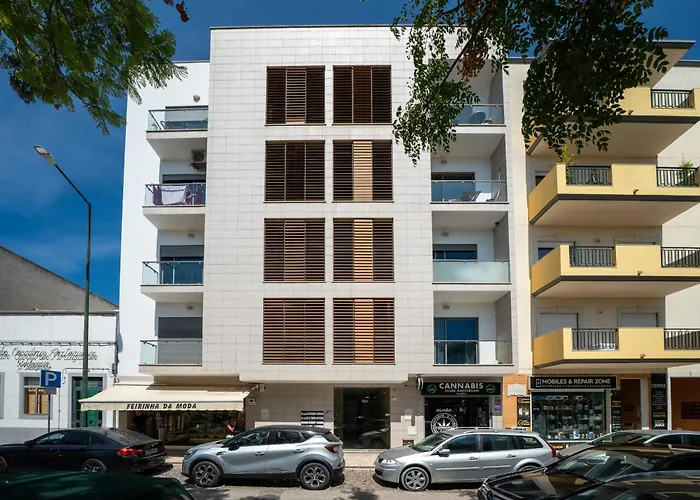 Beguest Center In דירה *